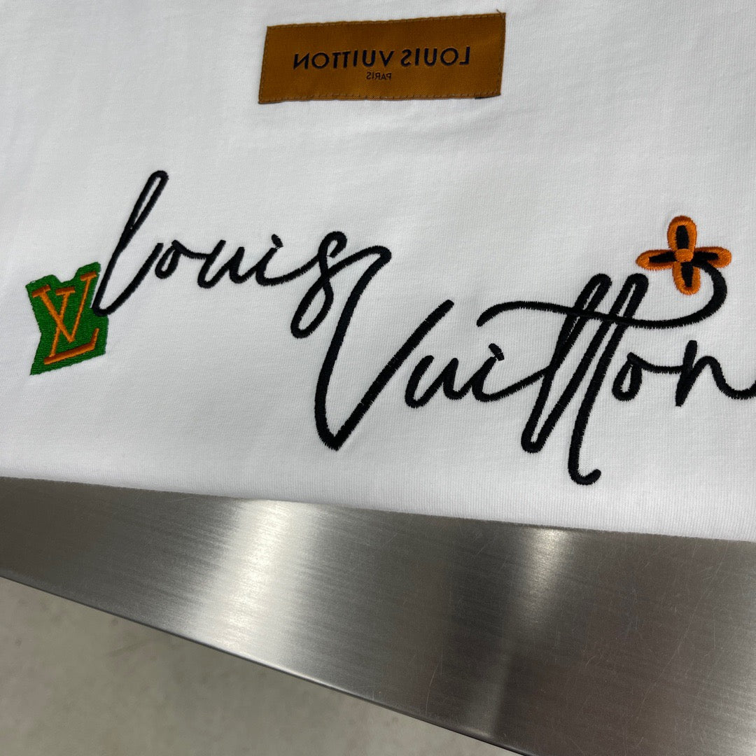 Hemd mit Logo auf der Brust