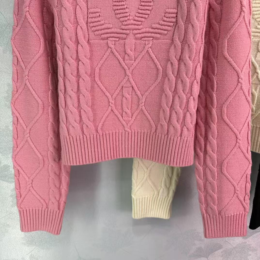 Gestrickter Rundhalspullover