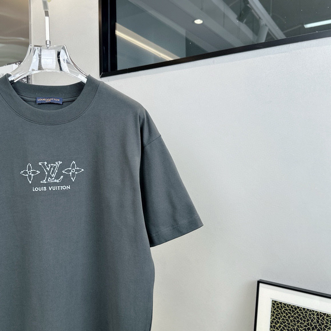 Broderie au dos manches courtes