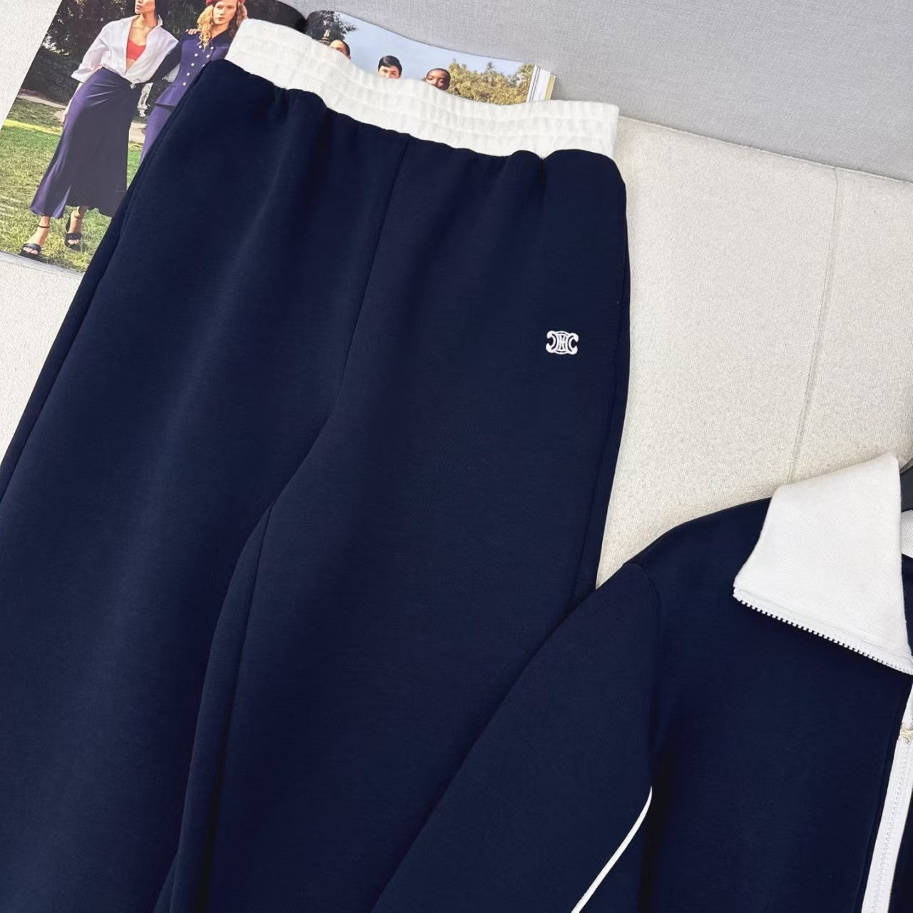 Ensemble de broderie en fil contrasté