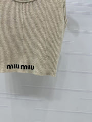 short knitted vest