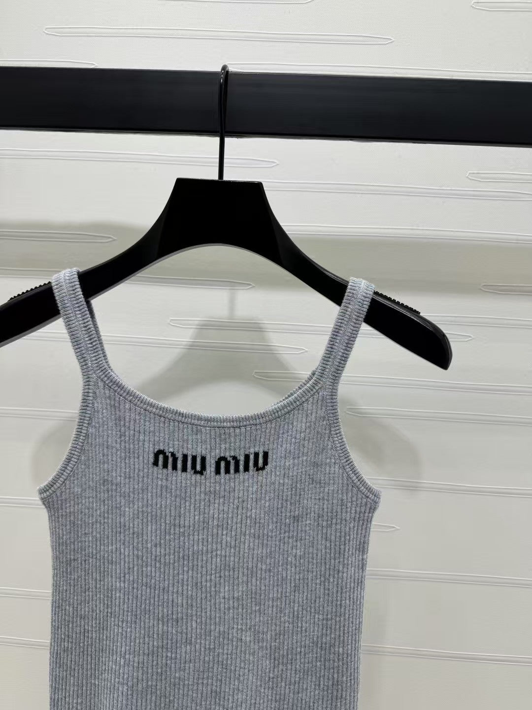 gilet en tricot camisole