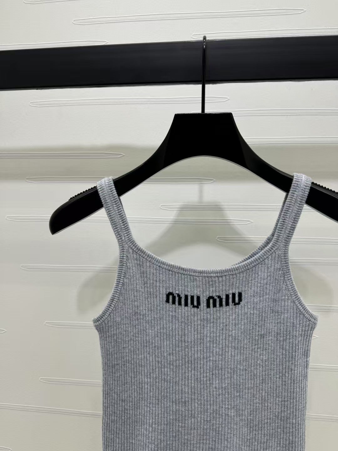 gilet en tricot camisole