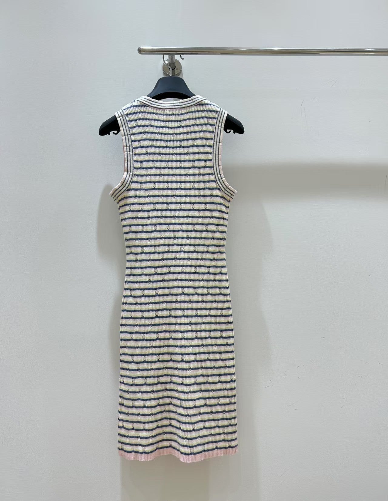 robe en tricot rayée classique