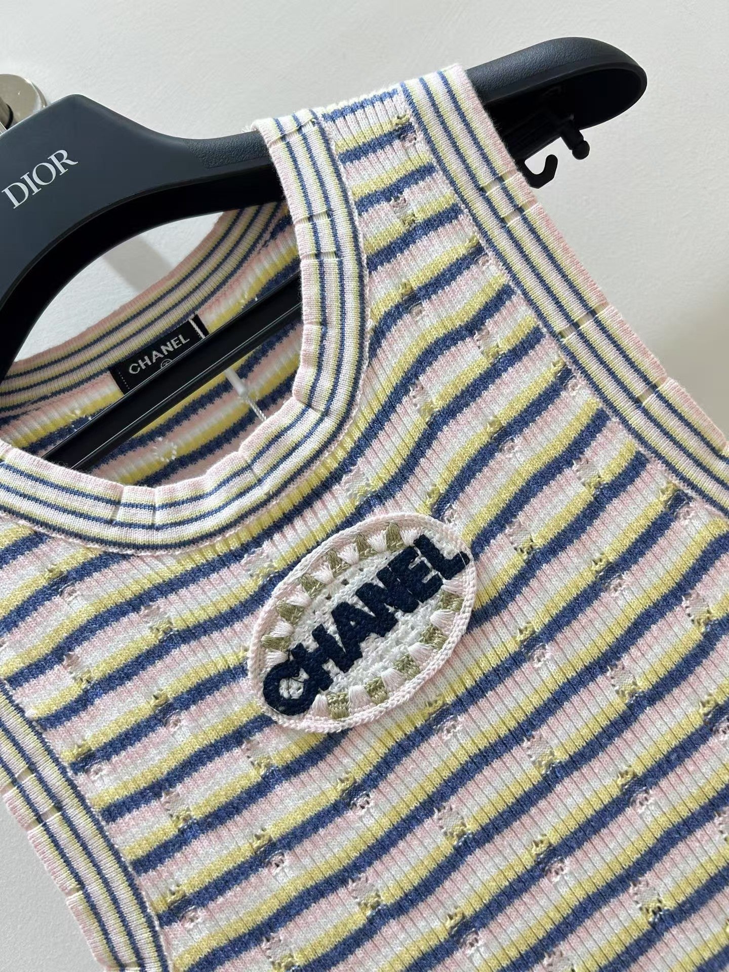 robe en tricot rayée classique