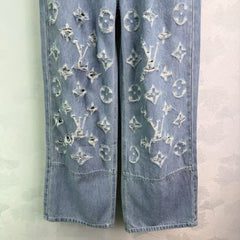 Heavy-duty laser 3D hook-and-loop jeans