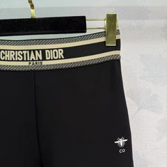Mid-rise flared elastic leggings