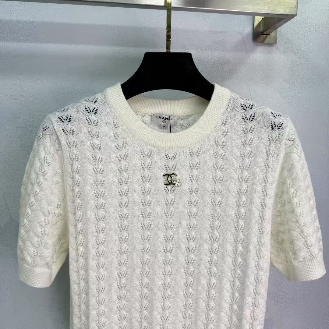 Neue gestrickte Kurzarmpullover für Frühling und Sommer