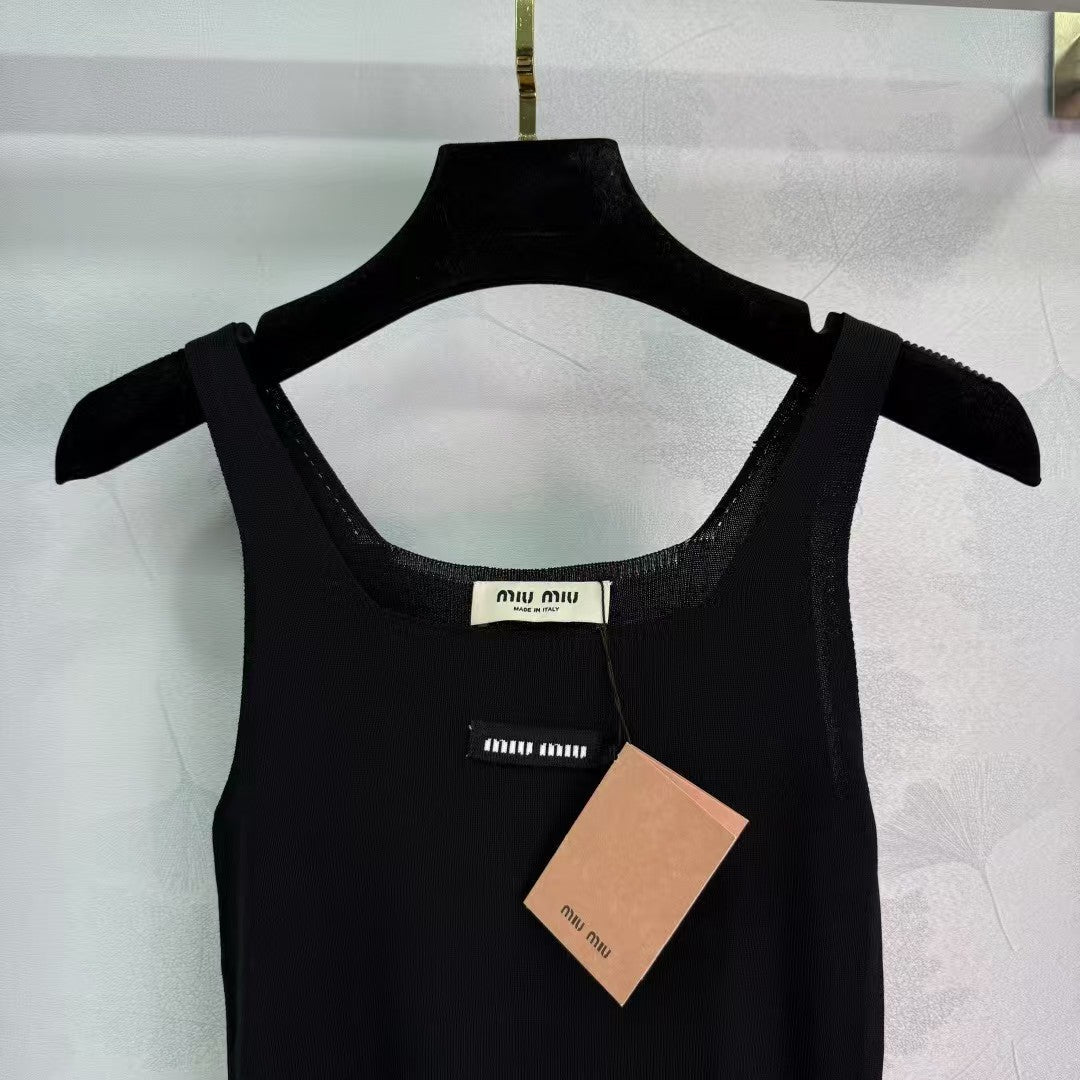 Gilet en tricot jacquard contrasté