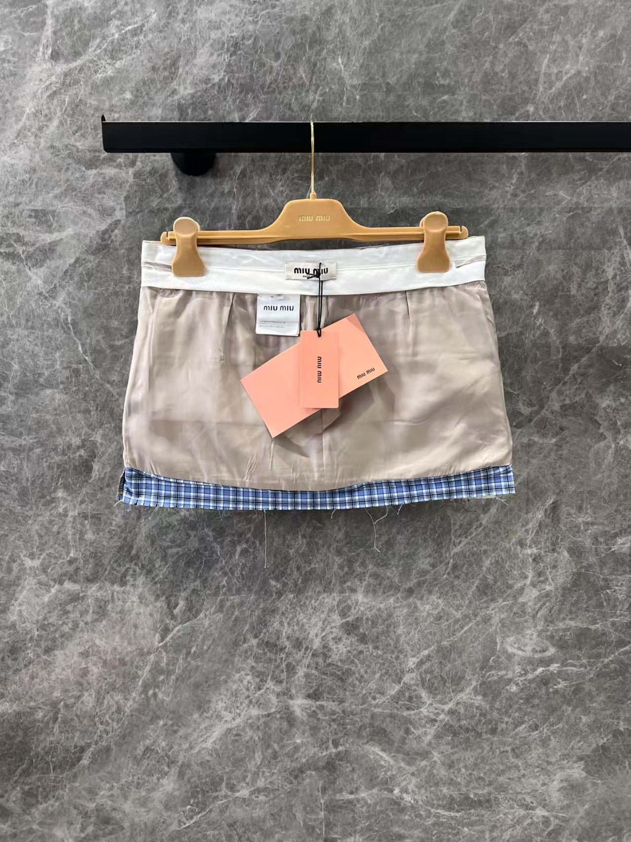 Literarischer Khaki-Minirock