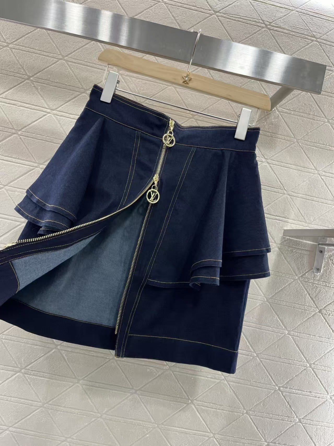 Jupe droite à volants en jean