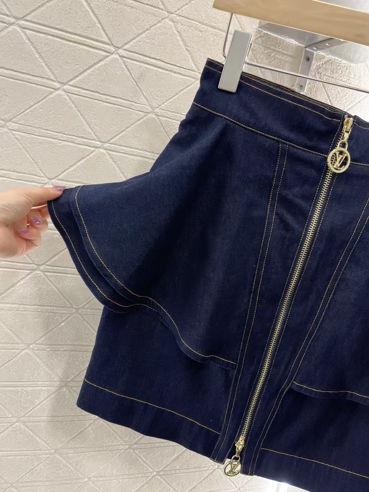 Jupe droite à volants en jean