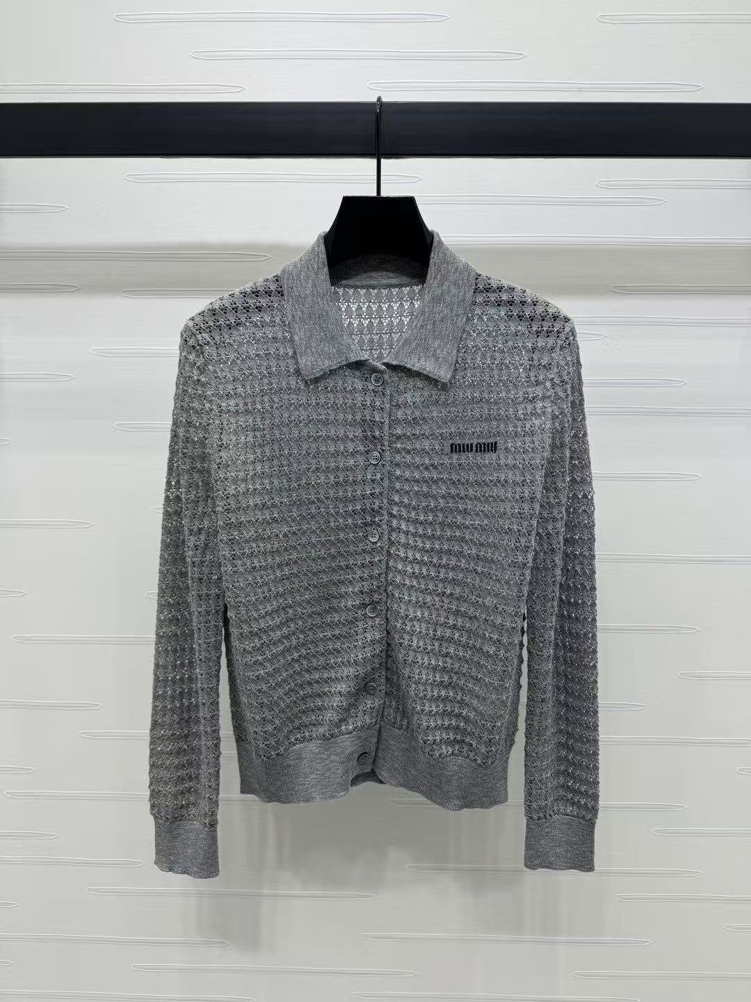 Hohles Polo-Strick-Langarmshirt