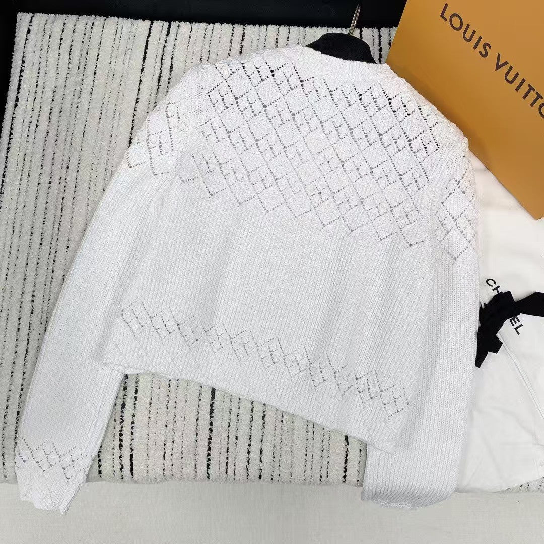 Durchbrochene Strickjacke