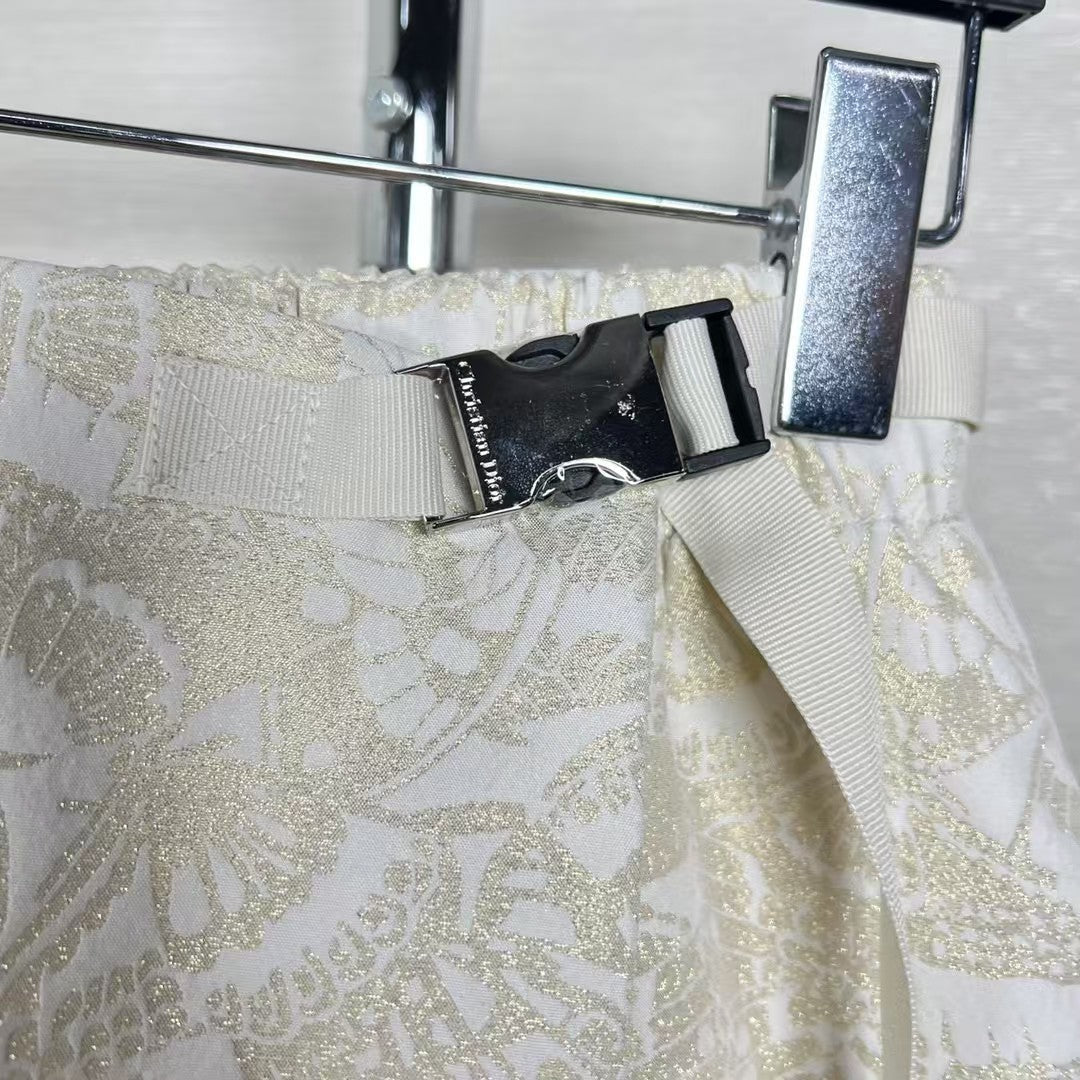 Jupe papillon dorée à taille élastique 25SS