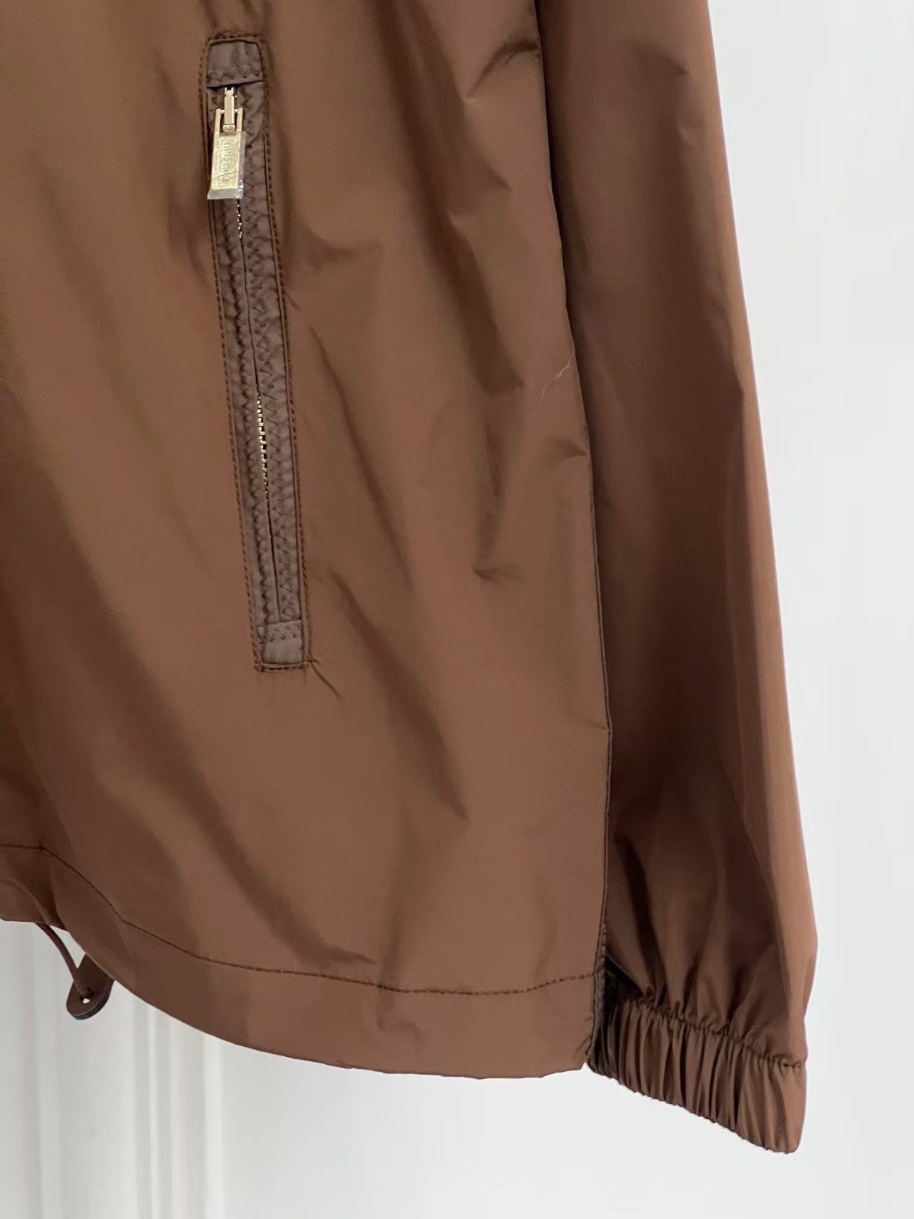 Coupe-vent à capuche New Letter de début de printemps 25