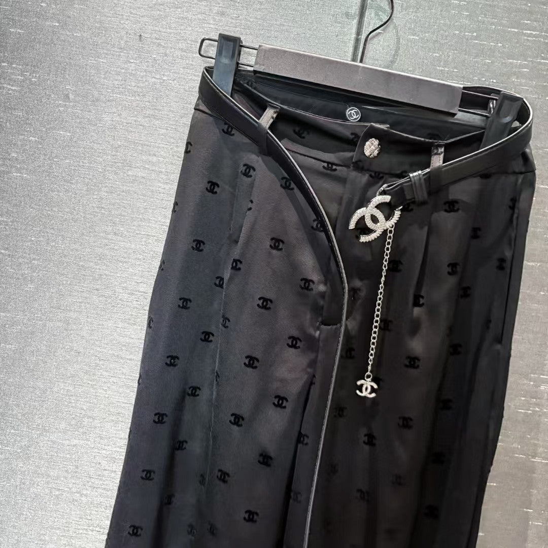 Trainingshose mit geradem Bein und beflocktem Logo