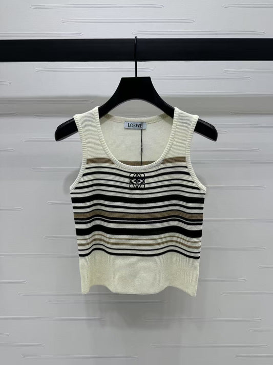 25 Spring/Summer U-neck striped knitted vest