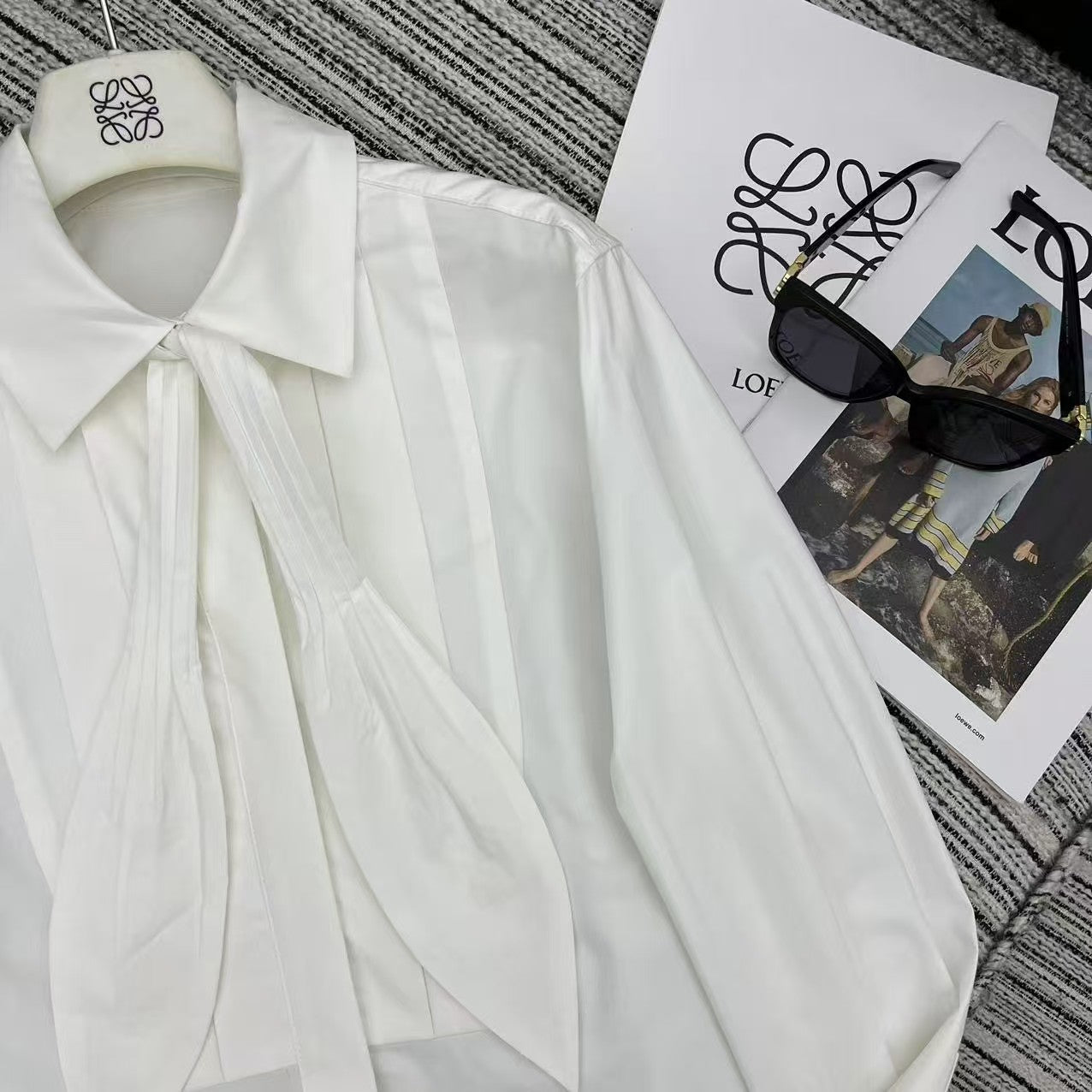 Haut à revers pliés de début de printemps 25