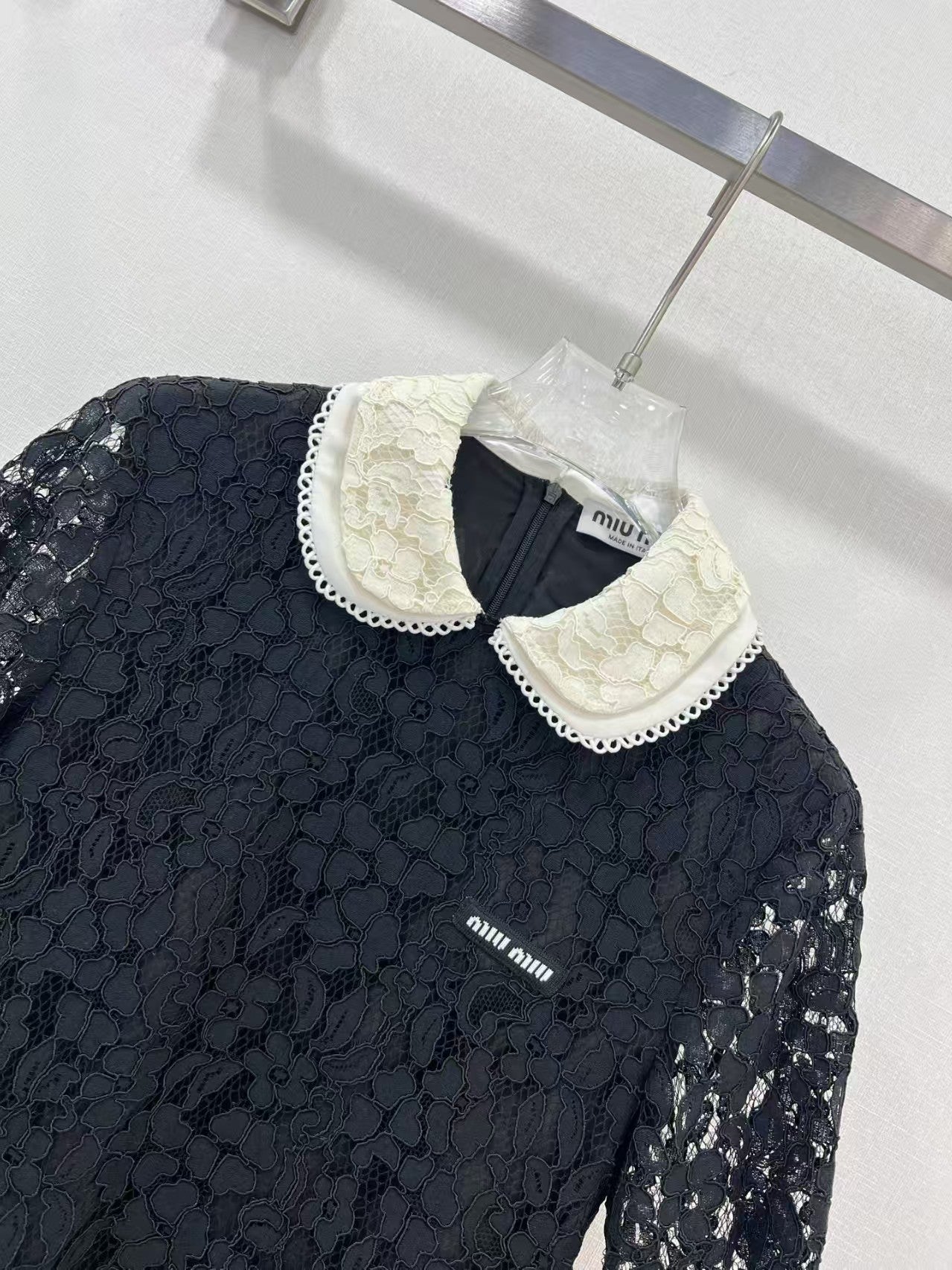 Robe en dentelle fleurie hydrosoluble de début de printemps (25 pièces)