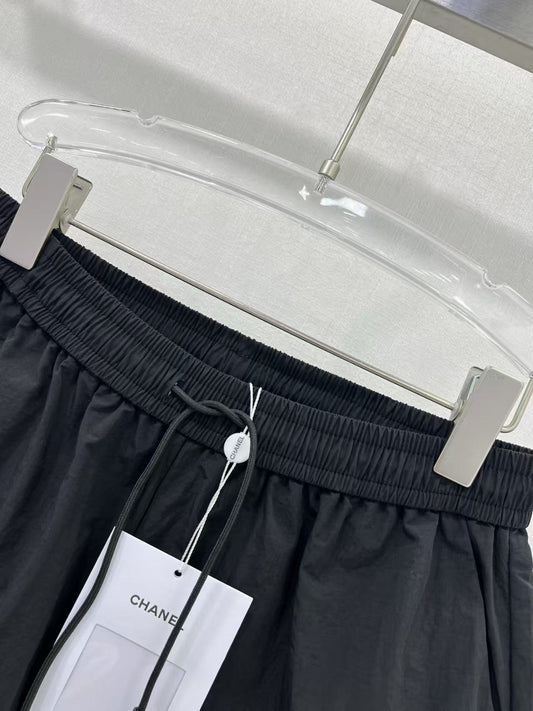 25 Early Spring Work Shorts