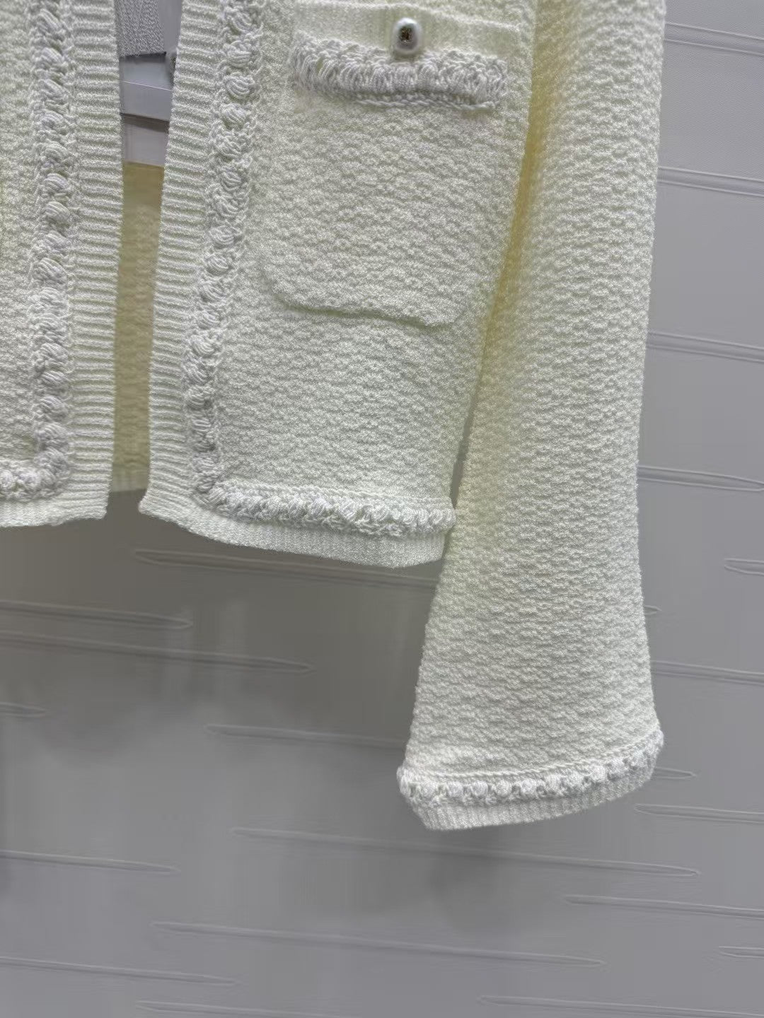 25 nouveaux cardigans tricotés à revers