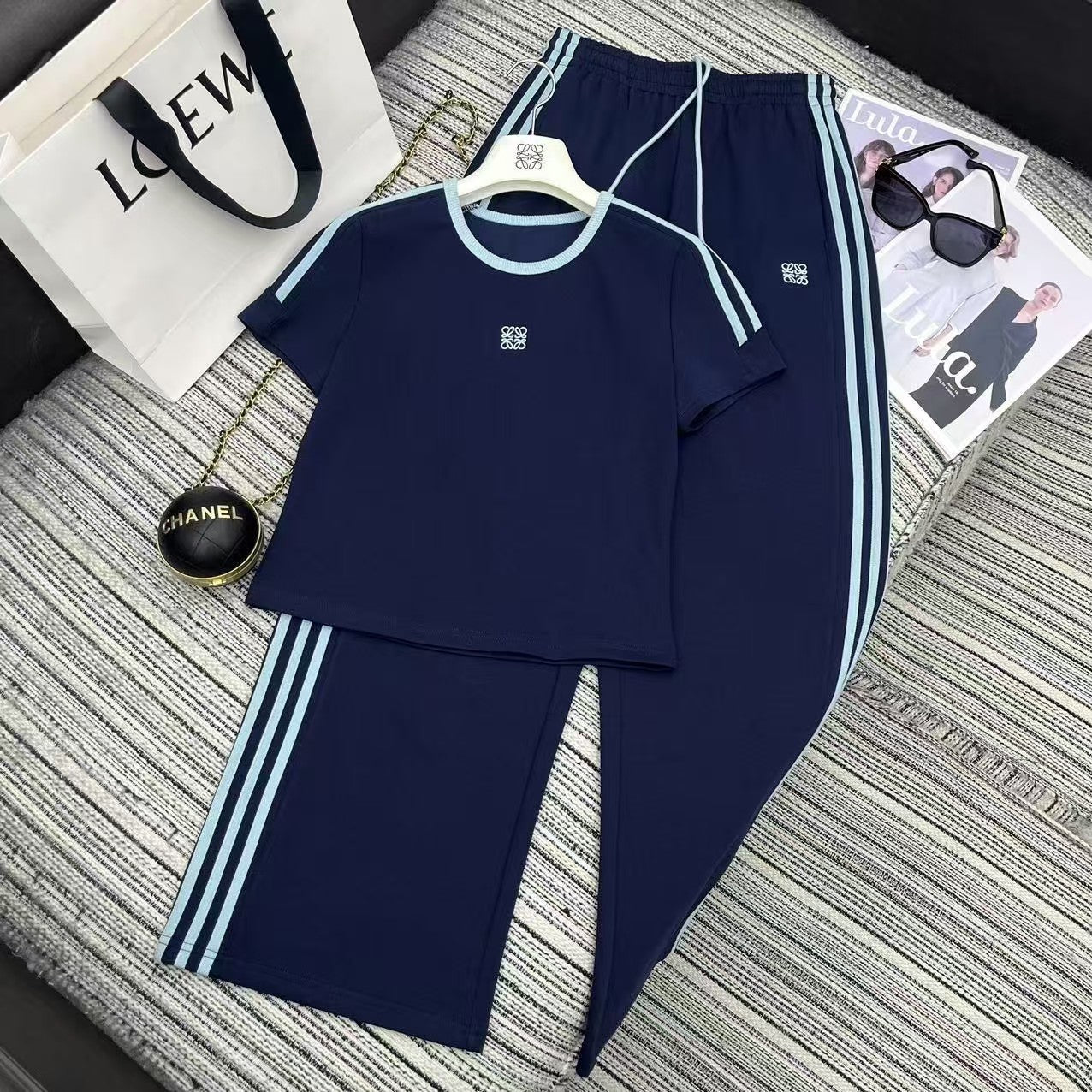 Contrast color short-sleeved elastic waist wide-leg pants suit