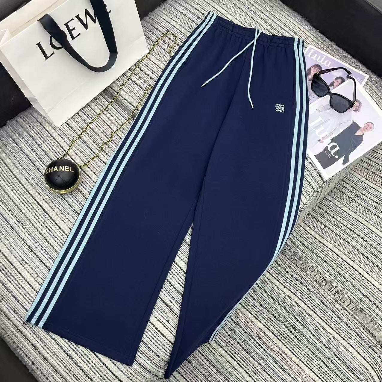 Contrast color short-sleeved elastic waist wide-leg pants suit