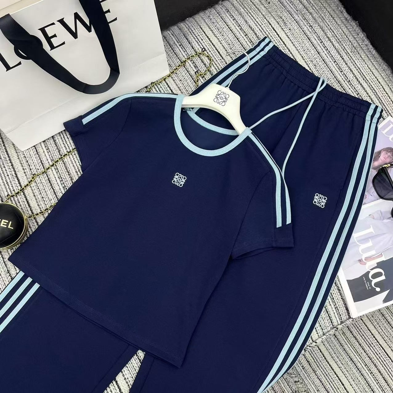 Contrast color short-sleeved elastic waist wide-leg pants suit