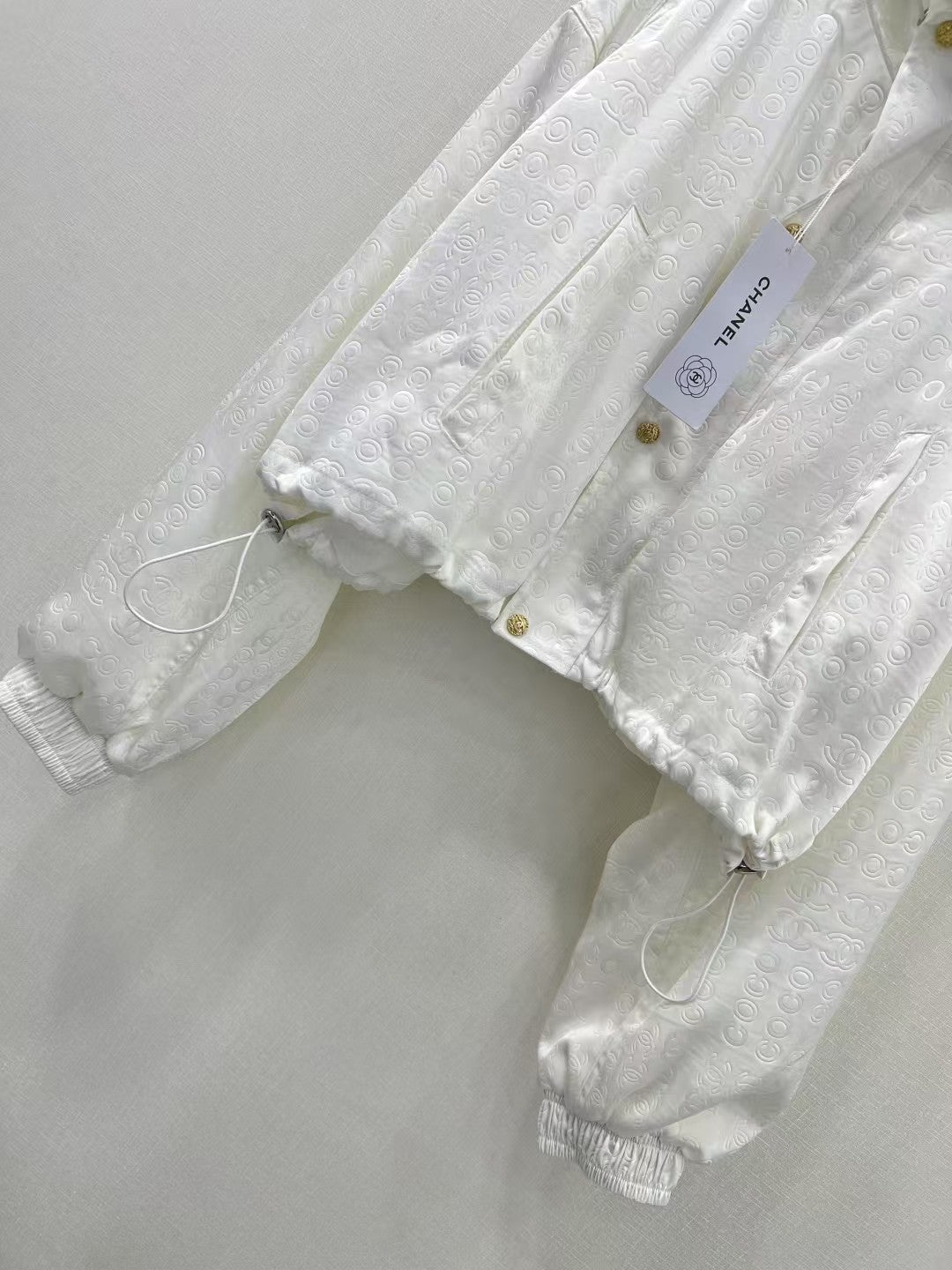 25 nouvelles vestes de protection solaire