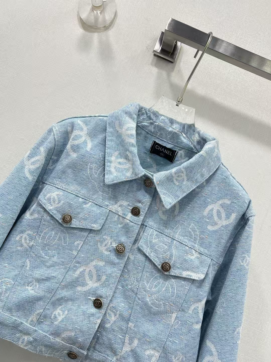 25 Veste en jean jacquard neuve pour le début du printemps