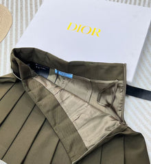 25 new army green belt pleated skirt