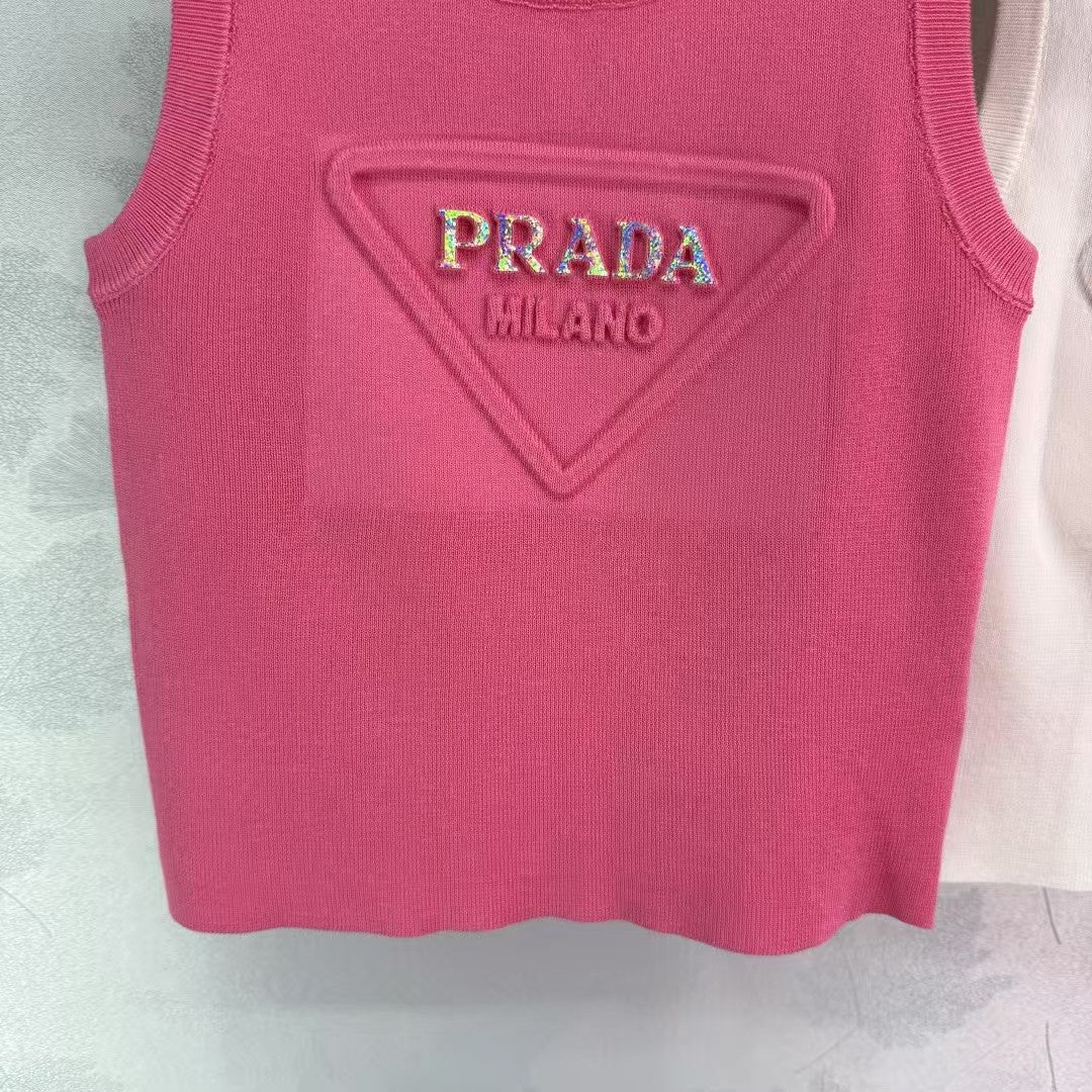 Strick-Westentop mit Rundhalsausschnitt