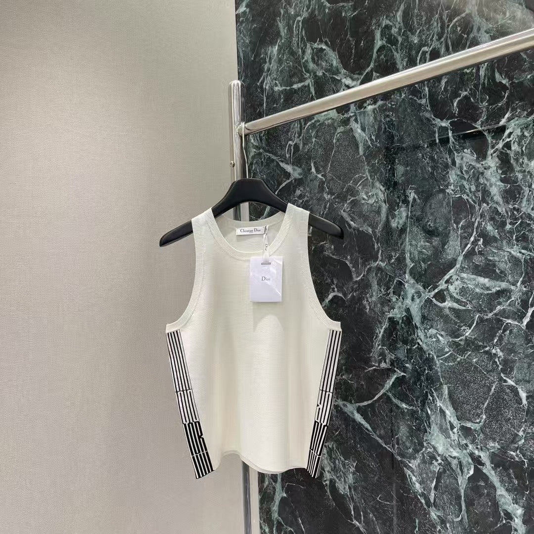 Gestricktes Westentop