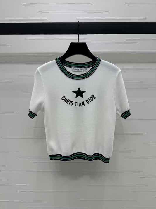 Embroidered logo knit short sleeves