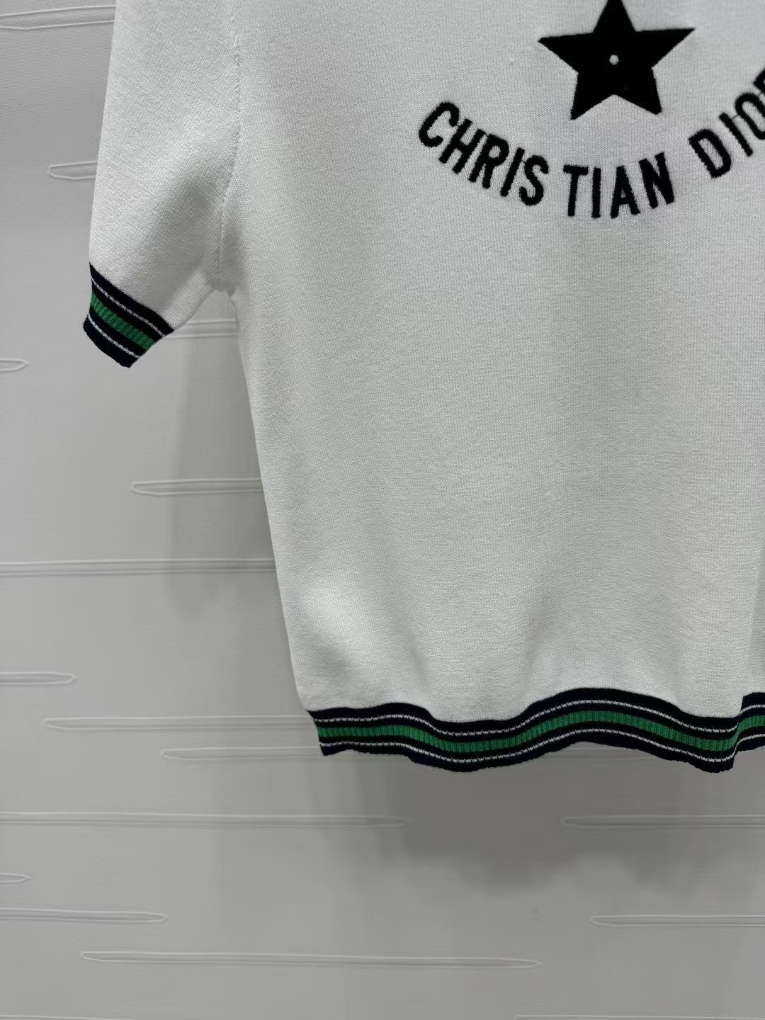 Manches courtes en tricot avec logo brodé