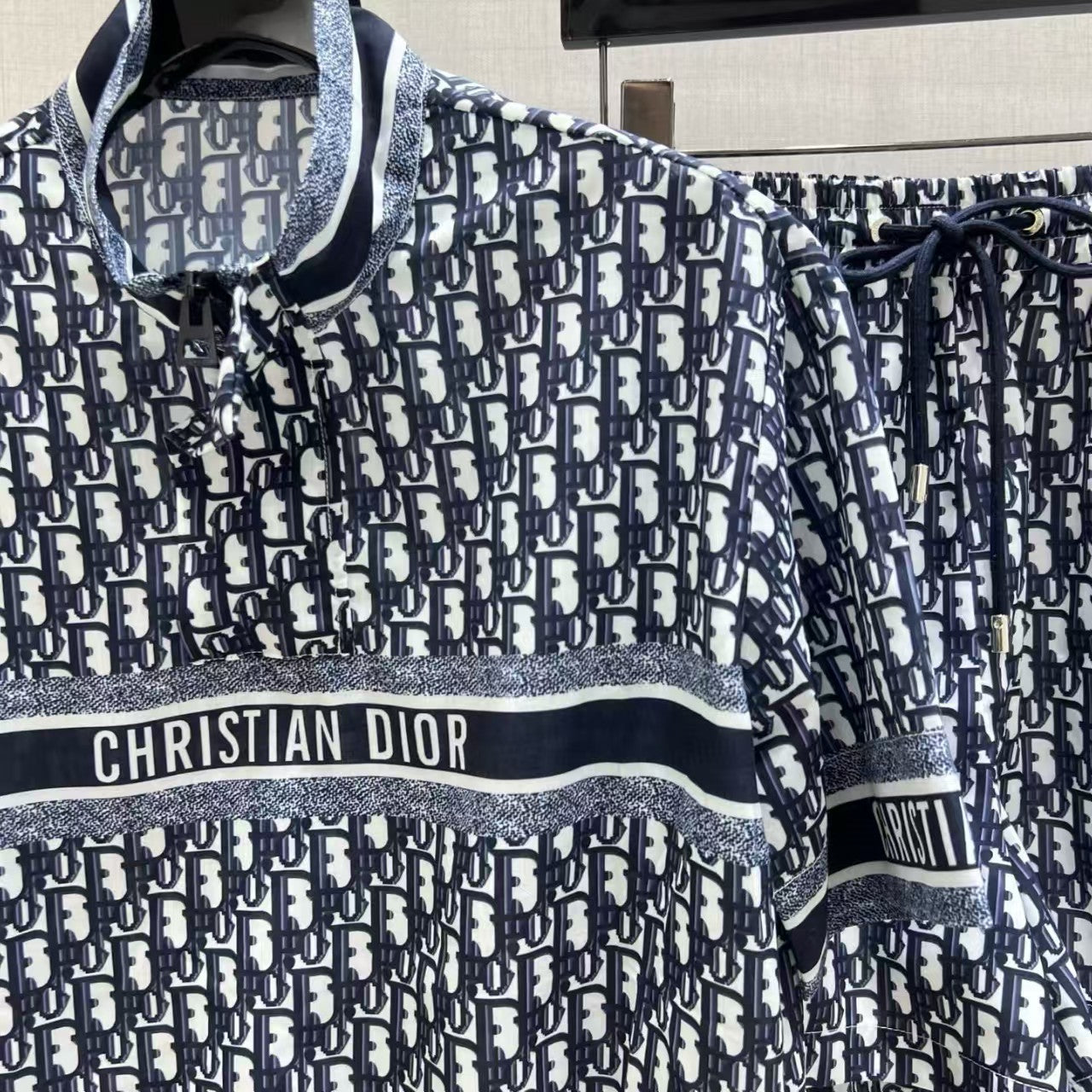 Ensemble short classique à monogramme