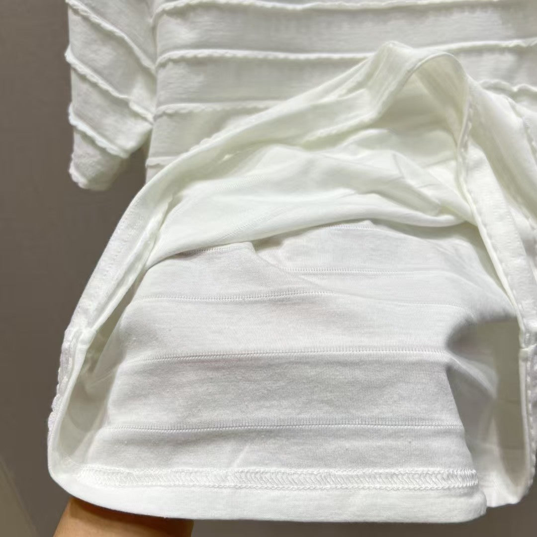 T-shirt à manches courtes avec nœud perlé