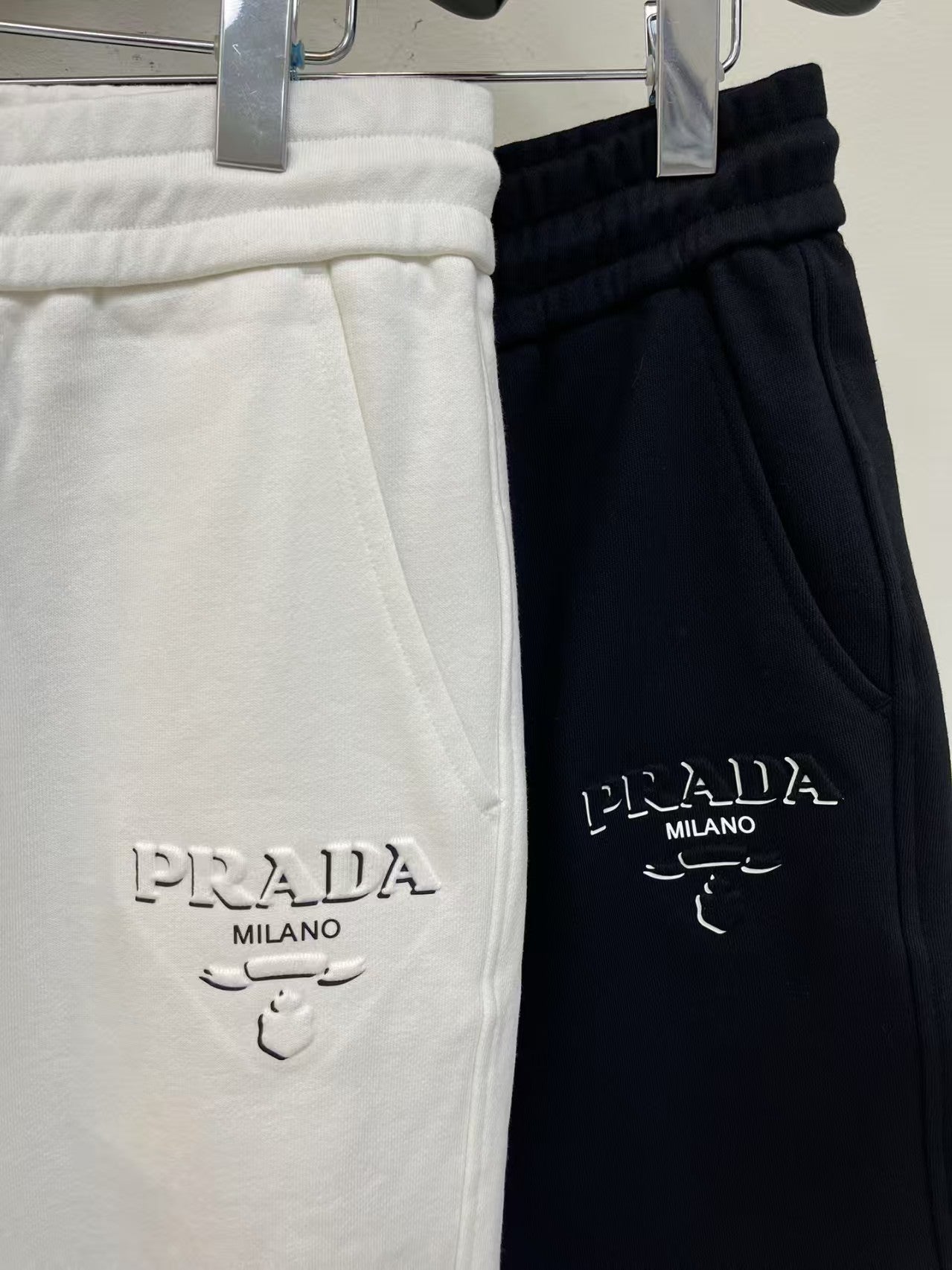 Neue Jacquard-Shorts