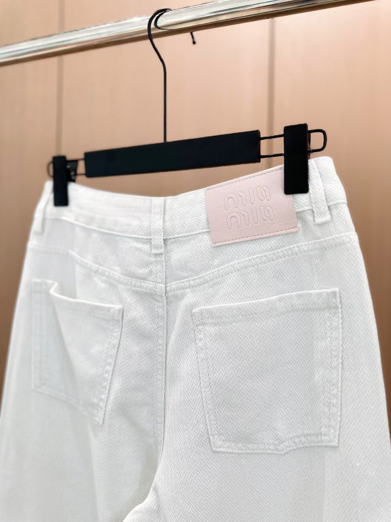 New double button jeans