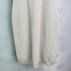 New knitted round neck vest dress