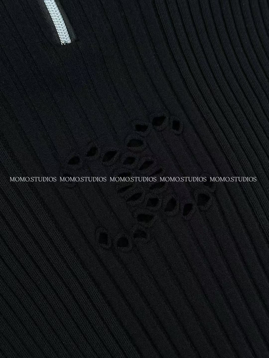 Häkel-Strickoberteil mit Kapuze und Ellenbogenärmeln