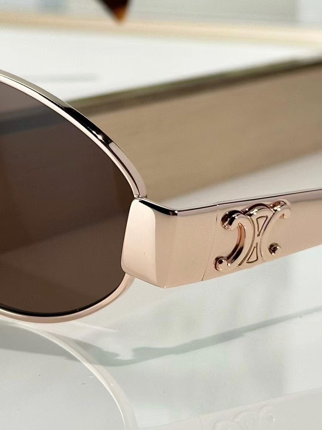 Fashion-forward summer sunglasses