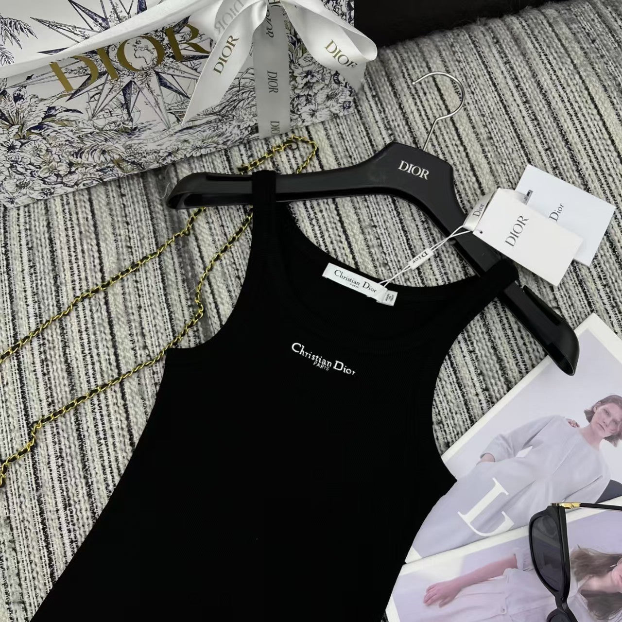 Camisole avec lettres brodées