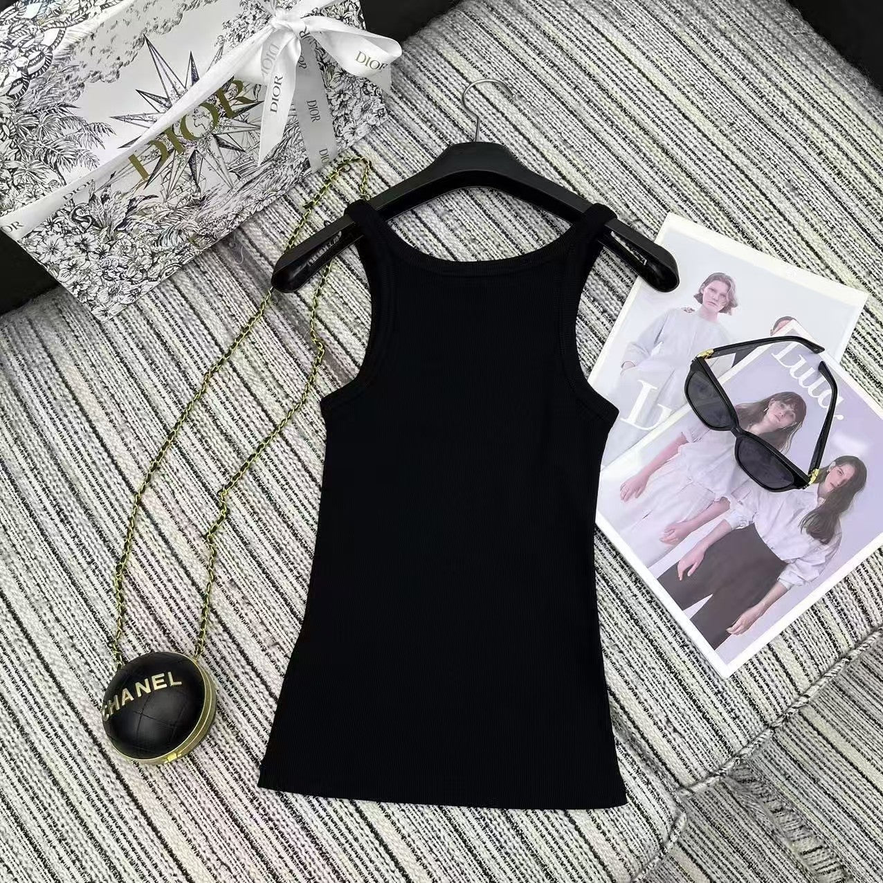 Camisole avec lettres brodées