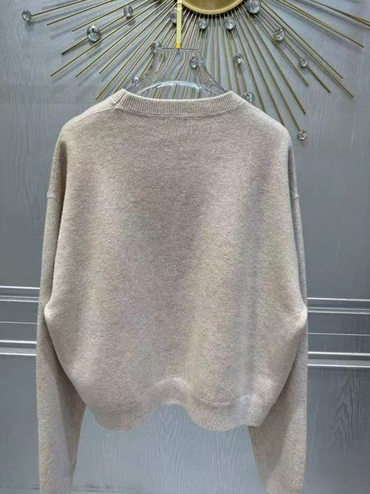 New knitted sweater suit