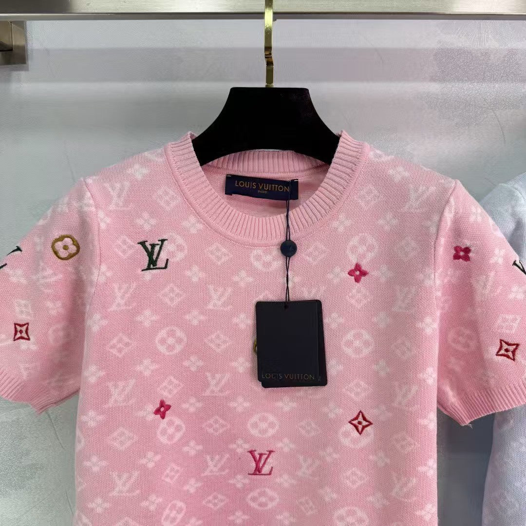 Neuer Stil gestrickter Rundhalsausschnitt mit kurzen Ärmeln im frühen Frühling