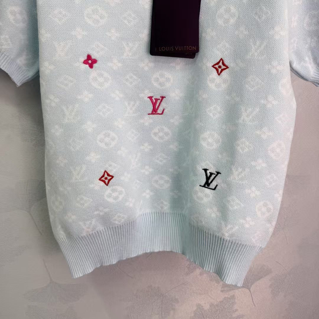 Neuer Stil gestrickter Rundhalsausschnitt mit kurzen Ärmeln im frühen Frühling