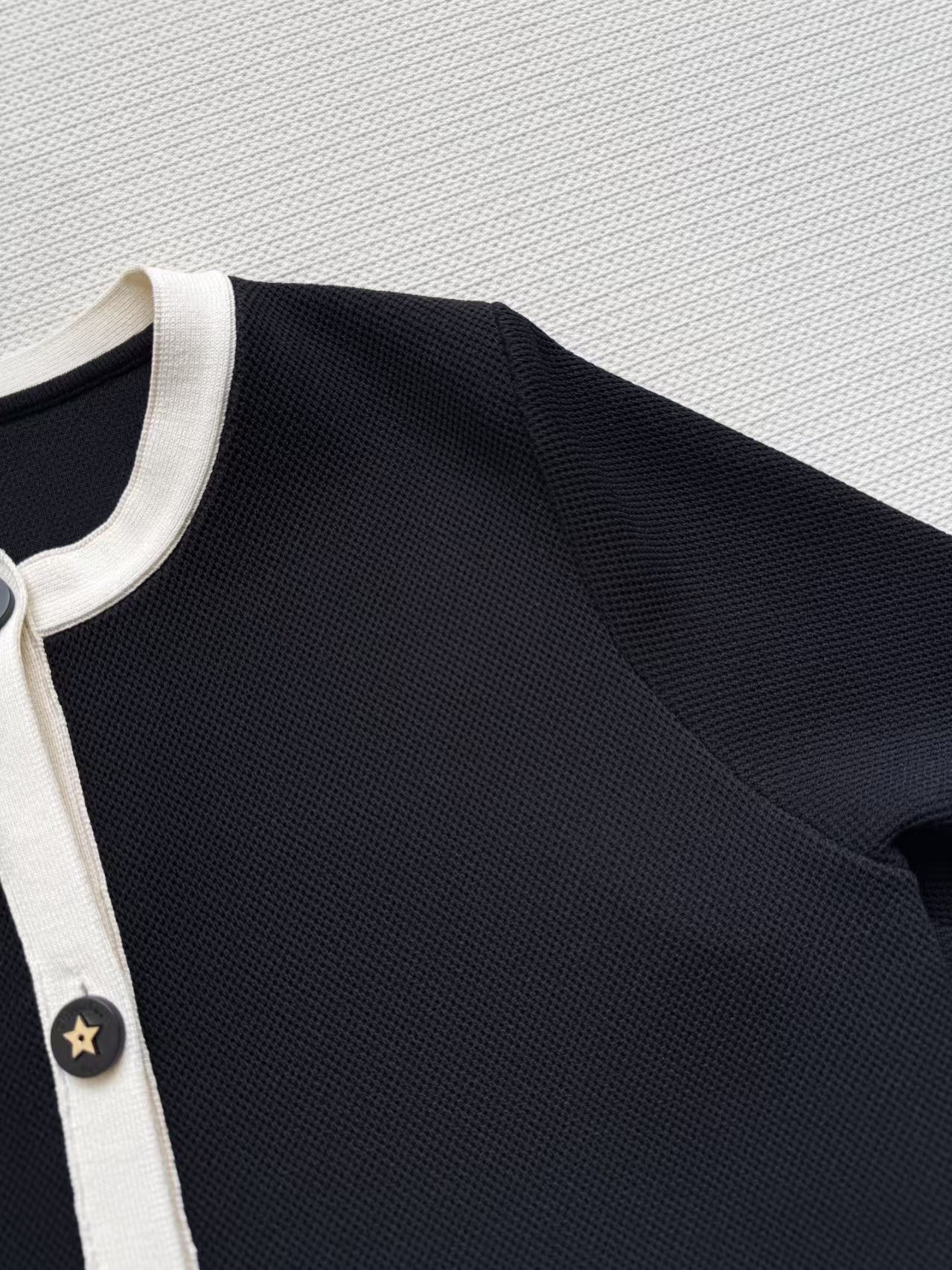 New black and white contrast short jacket