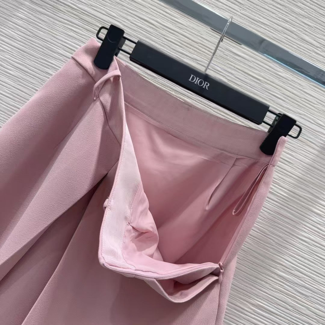 Anzugrock im neuen Stil